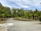Amplia Casa de Playa Semi-Amoblada a la Venta en Playa Las Lajas, San Félix, Chiriquí