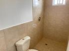 Espaciosa residencia de esquina para alquiler en Urbanización La Fontana, David, Chiriquí